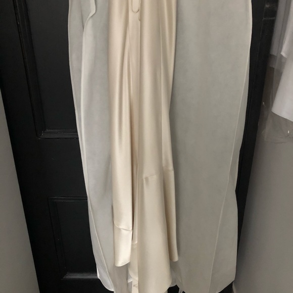 ❌SOLD❌ Ivory Silk Slip Wedding Dress - Picture 6 of 15